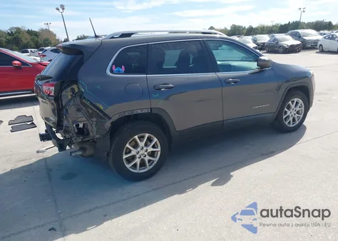 2017 Jeep Cherokee Latitude 4X4 z USA, uszkodzony, nr VIN 1C4PJMCS1HW655874